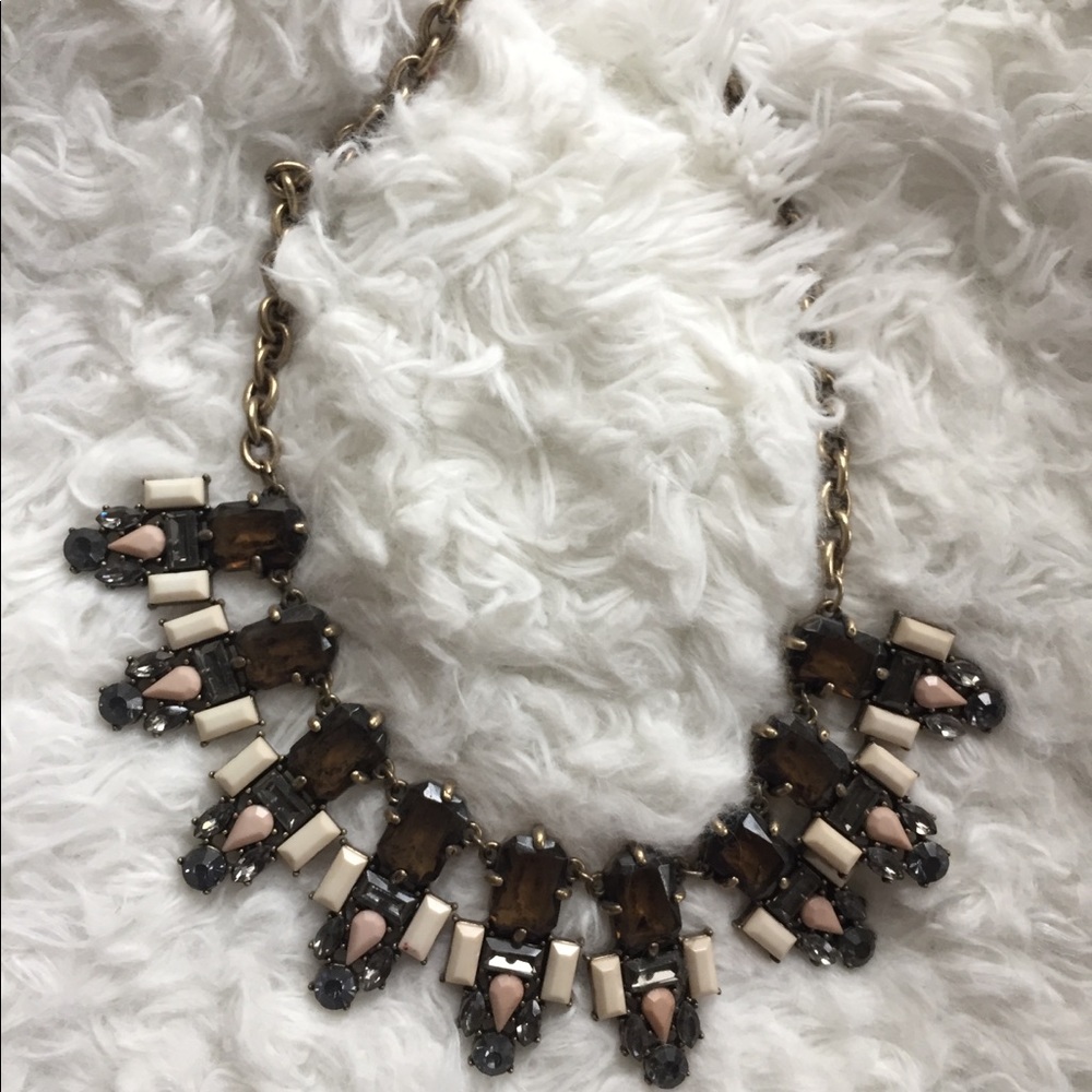 Statement necklace